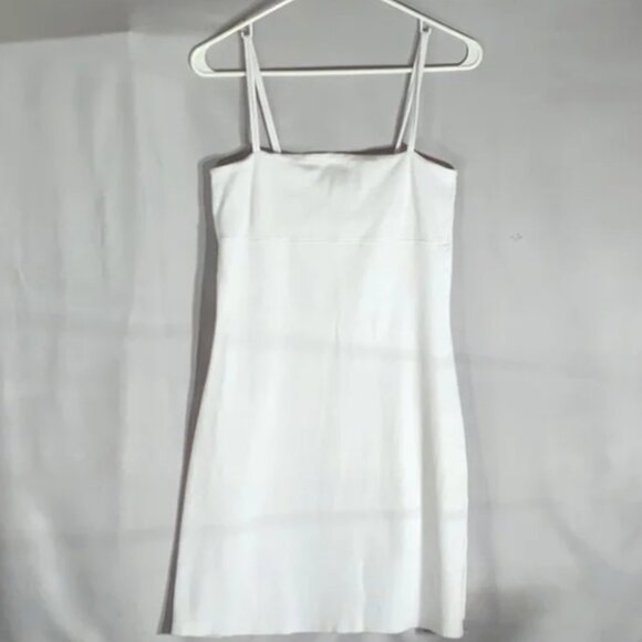 MODA International Women size S White Dress - Picture 1 of 4